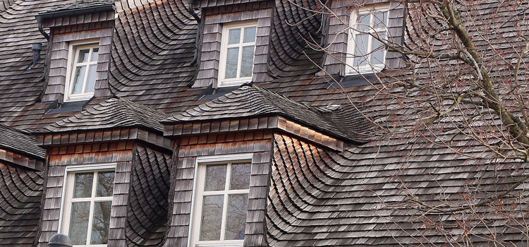 Wood Shakes Roofing Contractors Summerland